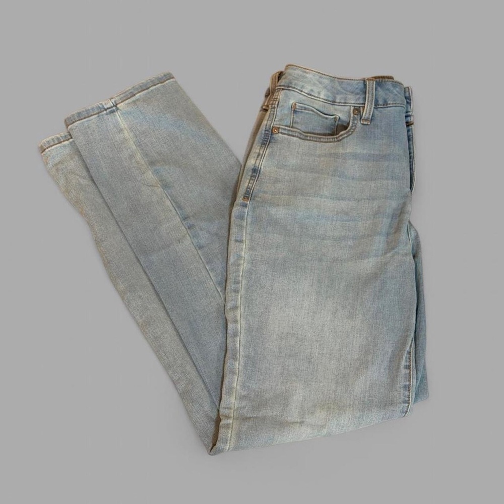 Style & Co. Light Wash High Waisted Straight Leg Jeans Size 8
